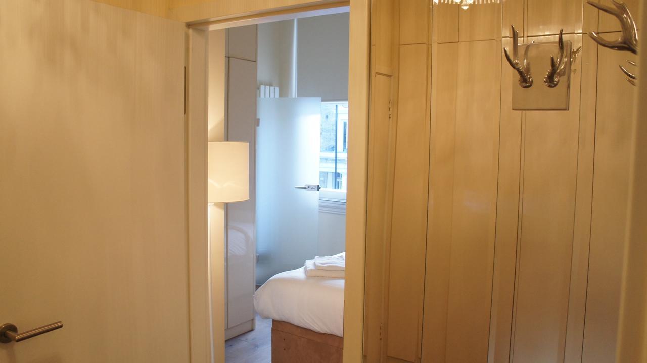 Ahometorent White